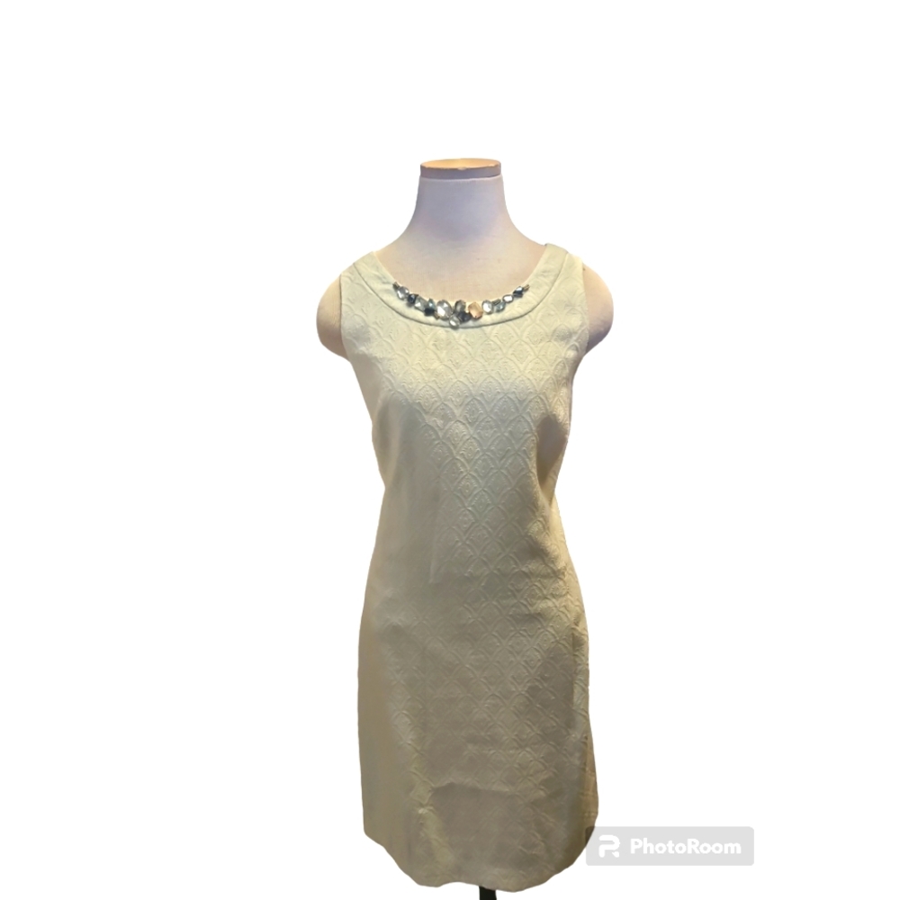 Nine west from Macy's sleeveless ivory embossed sheath dress